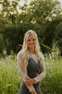 Lexi Mace portrait